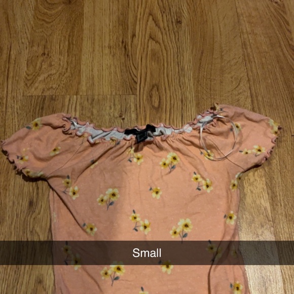 Clothes - Picture 11 of 16